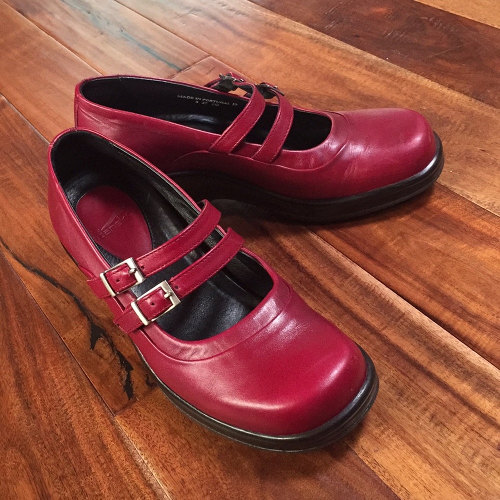Dansko Babette Ruby
